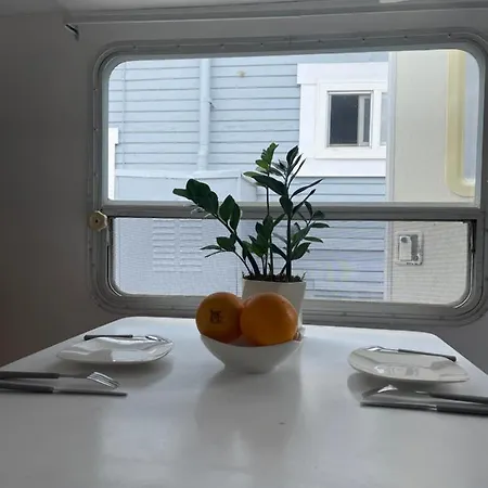 Camper 2beds 1 Bath Family Friendly 10 Mins Disneyland